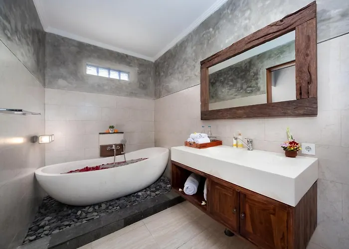 Hotel Kusuma Living And