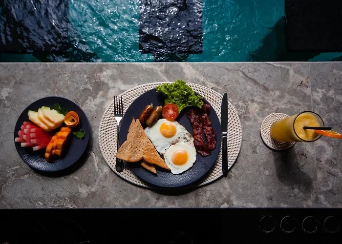 Kusuma Living And Hotel