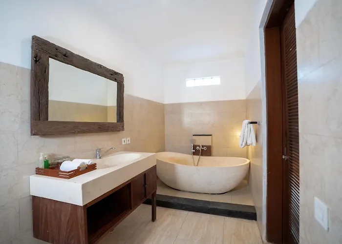Kusuma Living And Hotel *